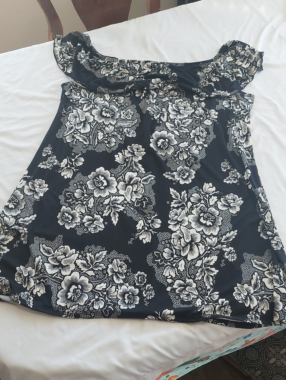 Absolute Angel Black and White Floral Off-Shoulder Dress .Size Xl Soft And Comfy